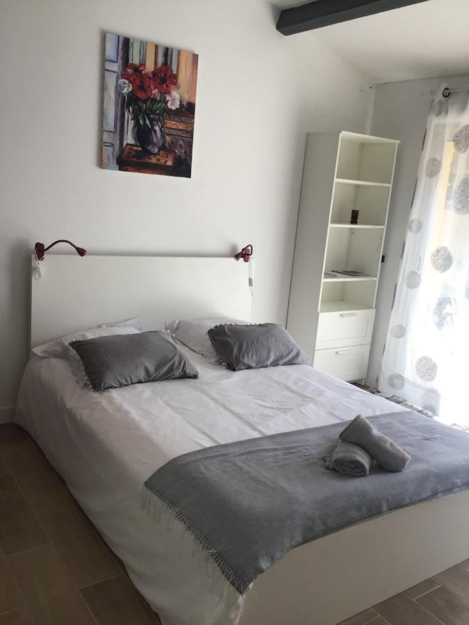 Studio Oustaou Acces Piscine Marseille Luaran gambar
