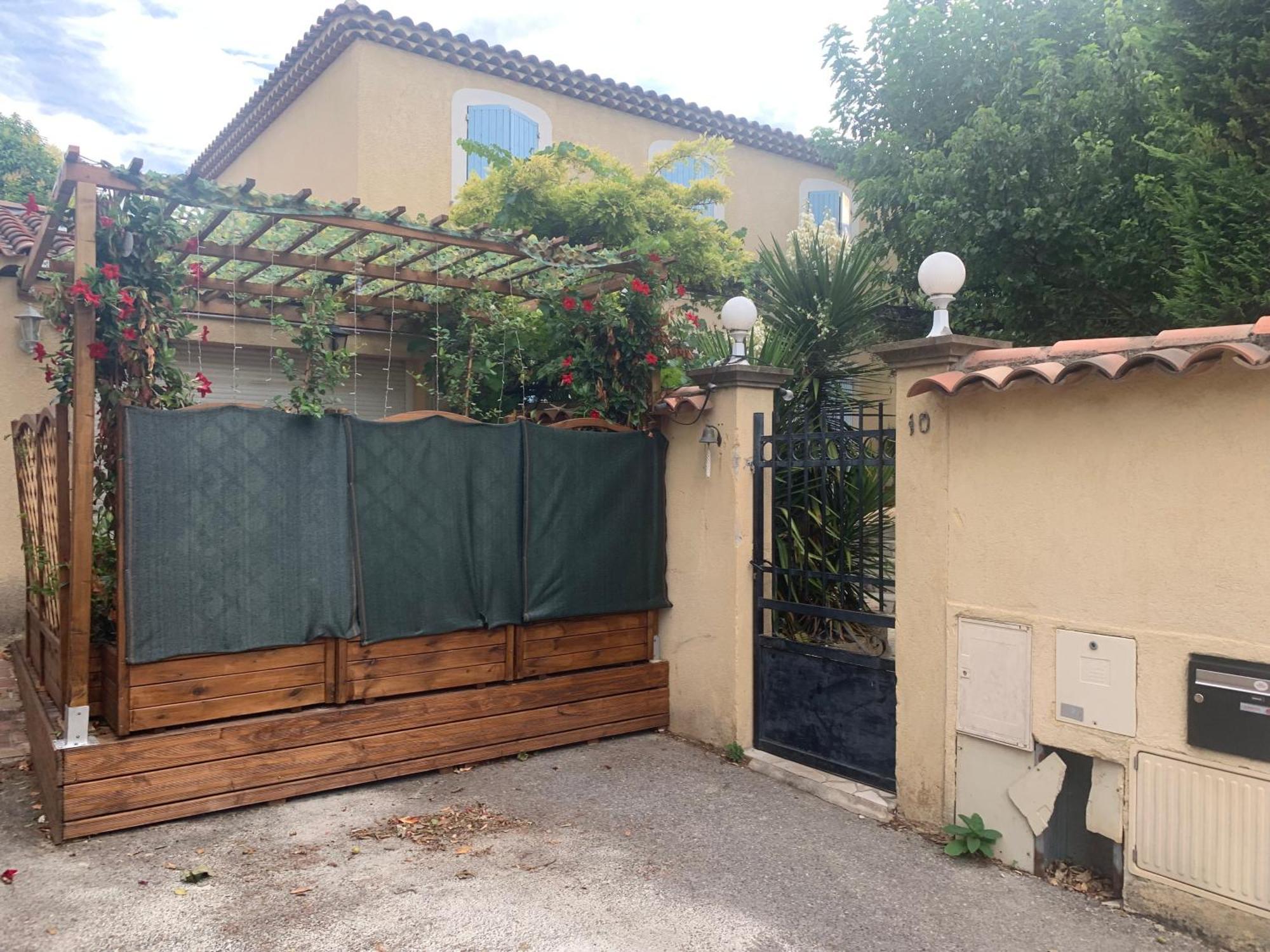Studio Oustaou Acces Piscine Marseille Luaran gambar